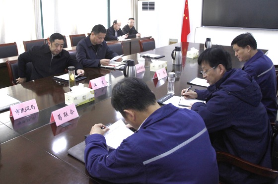 市領(lǐng)導(dǎo)到新橋礦業(yè)開(kāi)展專(zhuān)項(xiàng)活動(dòng)