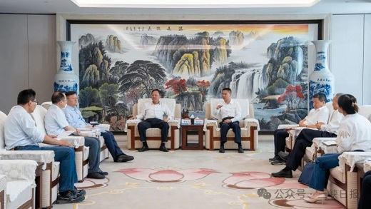 熊征宇陳紅輝與萬華化學(xué)廖增太銅化集團(tuán)吳亞座談