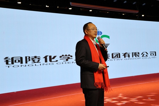 春節(jié)來(lái)臨之際，集團(tuán)公司領(lǐng)導(dǎo)通過(guò)上門(mén)、打電話(huà)等方式，慰問(wèn)了集團(tuán)公司級(jí)退休老領(lǐng)導(dǎo)，給他們送去企業(yè)的關(guān)愛(ài)和節(jié)日祝福。 集團(tuán)公司總經(jīng)理吳亞在張鳳騰、蔡惠民（省勞模）家中慰問(wèn)時(shí)，向他們通報(bào)了集團(tuán)公司去年的經(jīng)營(yíng)業(yè)績(jī)、當(dāng)前面臨的困難與挑戰(zhàn)、2026年的工作目標(biāo)和措施、下一步的發(fā)展思路發(fā)展方向。集團(tuán)公司黨委書(shū)記、工會(huì)主席汪華慰問(wèn)了袁菊興、馬國(guó)校。集團(tuán)公司副總經(jīng)理陳勝前慰問(wèn)了陳孝厚、古衛(wèi)國(guó)。集團(tuán)公司副總經(jīng)理陳彬慰問(wèn)了江興海、王志強(qiáng)。集團(tuán)公司副總經(jīng)理查文泉慰問(wèn)了王世?。ㄊ谀＃?、潘建。集團(tuán)公司副總經(jīng)理潘明慰問(wèn)了汪永華、王慶成